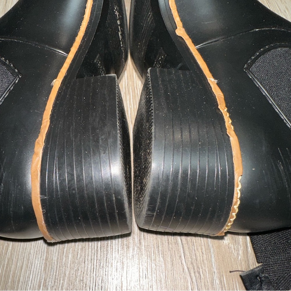 Bernardo Briton Women’s Rain Chelsea Boot Black Size 9 Bow Tie Preppy Casual - Picture 14 of 16